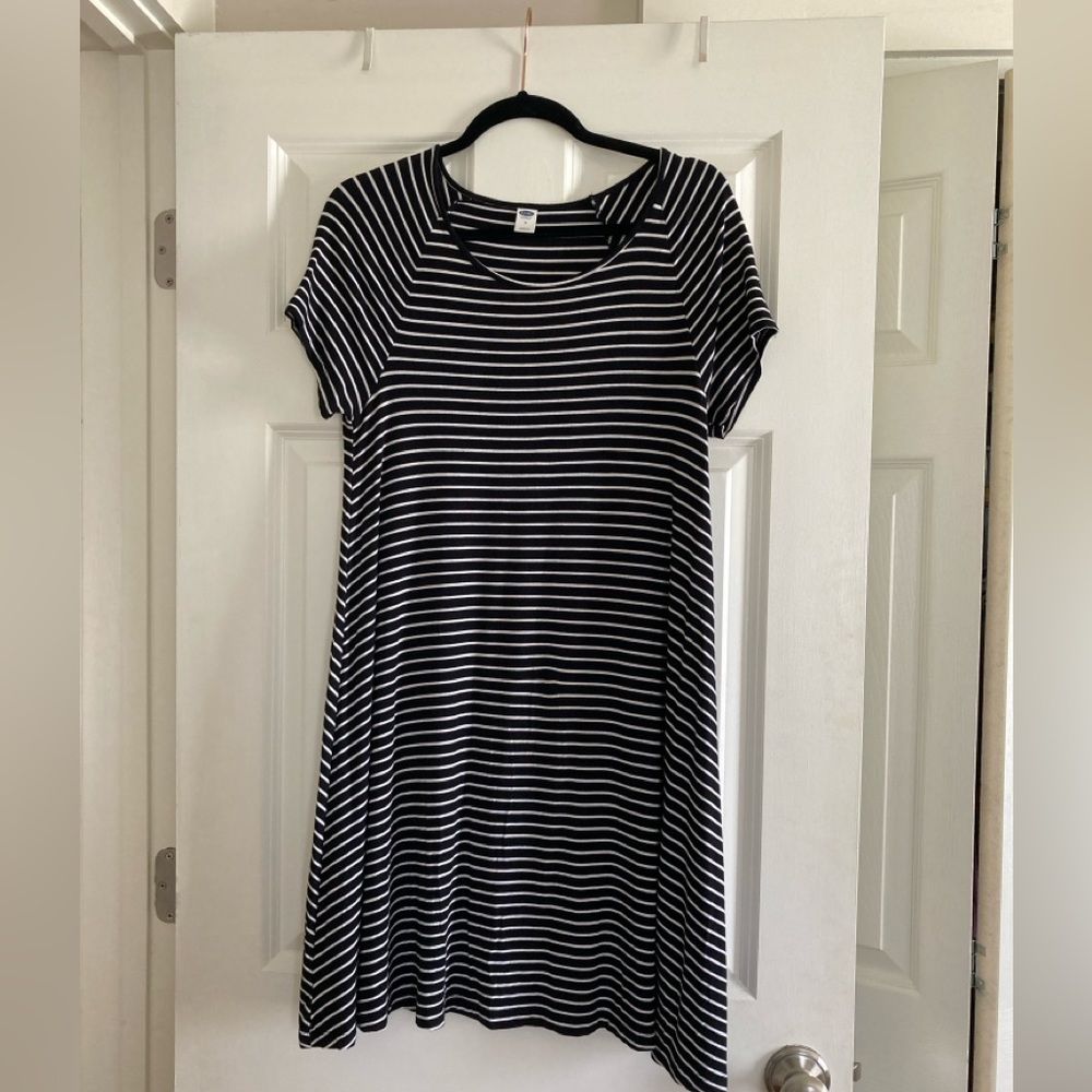 Womens Old Navy Striped Black and White Dress